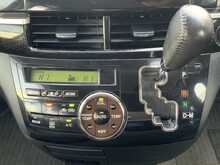 Toyota Estima Aeras - U5970