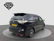 Toyota Estima Aeras - U5970