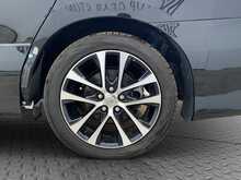 Toyota Estima Aeras - U5970