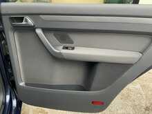 Volkswagen Touran Match Tsi - U6038