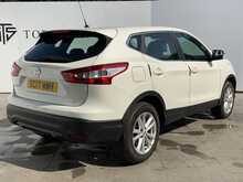 Nissan Qashqai DIG-T Acenta - U6103