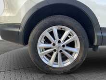 Nissan Qashqai DIG-T Acenta - U6103