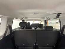 Toyota Sienta G - U6172