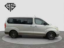 Hyundai i800 CRDi Style - U6207