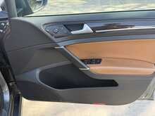 Volkswagen Golf TSI - U6217