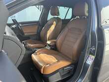 Volkswagen Golf TSI - U6217