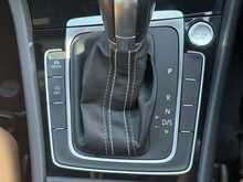 Volkswagen Golf TSI - U6217