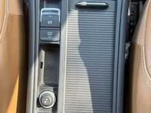 Volkswagen Golf TSI - U6217