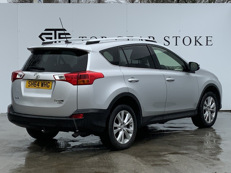 Toyota RAV4 D-4D Invincible - U6413