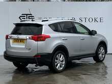 Toyota RAV4 D-4D Invincible - U6413