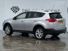 Toyota RAV4 D-4D Invincible - U6413