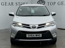 Toyota RAV4 D-4D Invincible - U6413