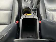 Toyota RAV4 D-4D Invincible - U6413