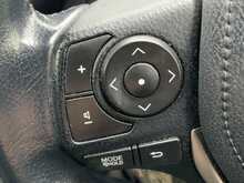 Toyota RAV4 D-4D Invincible - U6413