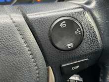 Toyota RAV4 D-4D Invincible - U6413