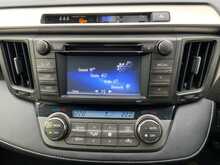 Toyota RAV4 D-4D Invincible - U6413