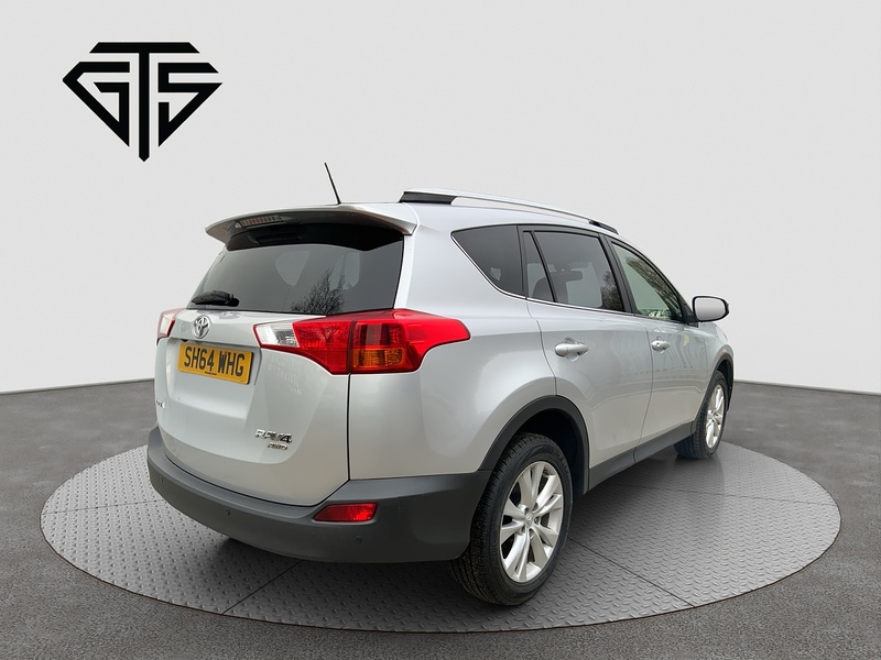 Toyota RAV4 D-4D Invincible - U6413