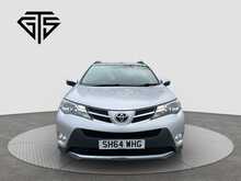 Toyota RAV4 D-4D Invincible - U6413