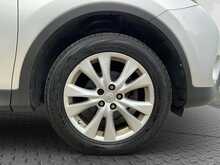 Toyota RAV4 D-4D Invincible - U6413