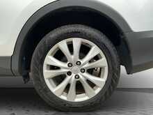Toyota RAV4 D-4D Invincible - U6413