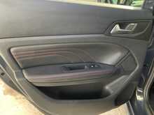 Peugeot 308 BlueHDi GT Line - U6490