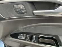 Ford Mondeo EcoBlue Titanium Edition - U6503