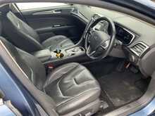 Ford Mondeo EcoBlue Titanium Edition - U6503
