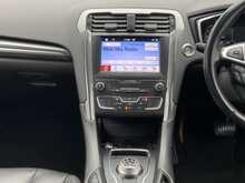 Ford Mondeo EcoBlue Titanium Edition - U6503