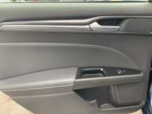 Ford Mondeo EcoBlue Titanium Edition - U6503