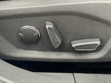 Ford Mondeo EcoBlue Titanium Edition - U6503