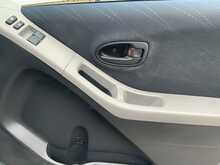 Toyota Yaris T3 - U6516