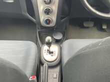 Toyota Yaris T3 - U6516