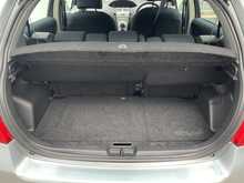 Toyota Yaris T3 - U6516