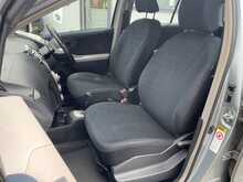 Toyota Yaris T3 - U6516