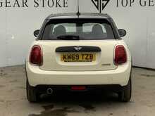 MINI Hatch Cooper Classic - U6570