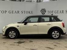 MINI Hatch Cooper Classic - U6570