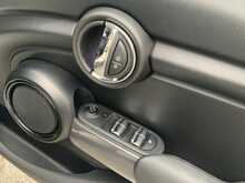 MINI Hatch Cooper Classic - U6570