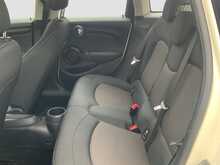 MINI Hatch Cooper Classic - U6570