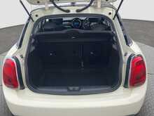 MINI Hatch Cooper Classic - U6570