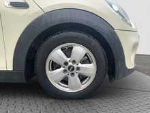 MINI Hatch Cooper Classic - U6570