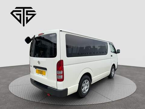 DX 4WD MPV 2.8 Automatic Diesel