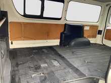 Toyota HiAce DX 4WD - U6709