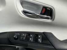 Toyota Prius Vvt-I Active - U6726