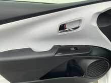 Toyota Prius Vvt-I Active - U6726