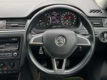 Skoda Rapid TSI SE - U6785