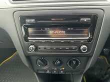 Skoda Rapid TSI SE - U6785