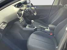 Peugeot 308 BlueHDi Active - U6831