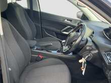 Peugeot 308 BlueHDi Active - U6831