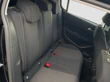 Peugeot 308 BlueHDi Active - U6831