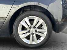 Peugeot 308 BlueHDi Active - U6831